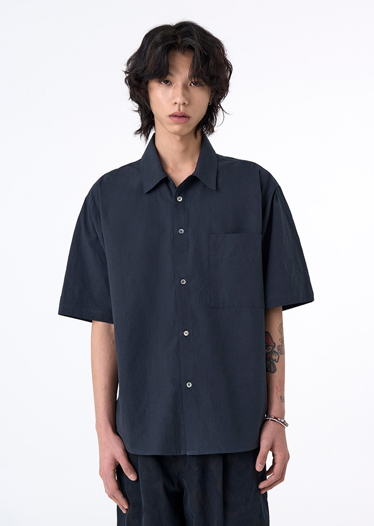 [5/3(금) 예약발송] Batik bio half shirts_Navy